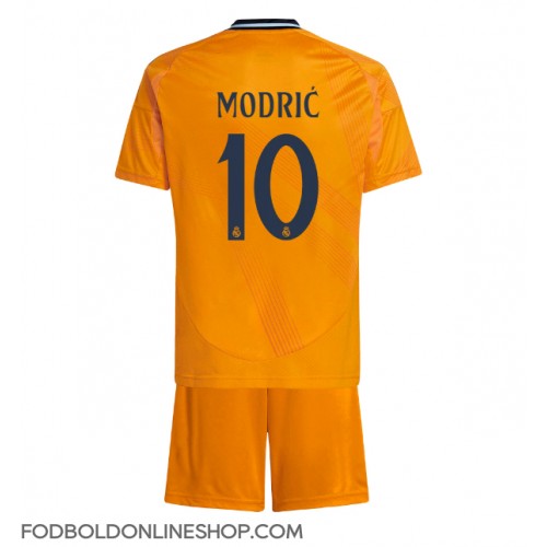 Real Madrid Luka Modric #10 Udebane Trøje Børn 2024-25 Kortærmet (+ Korte bukser)